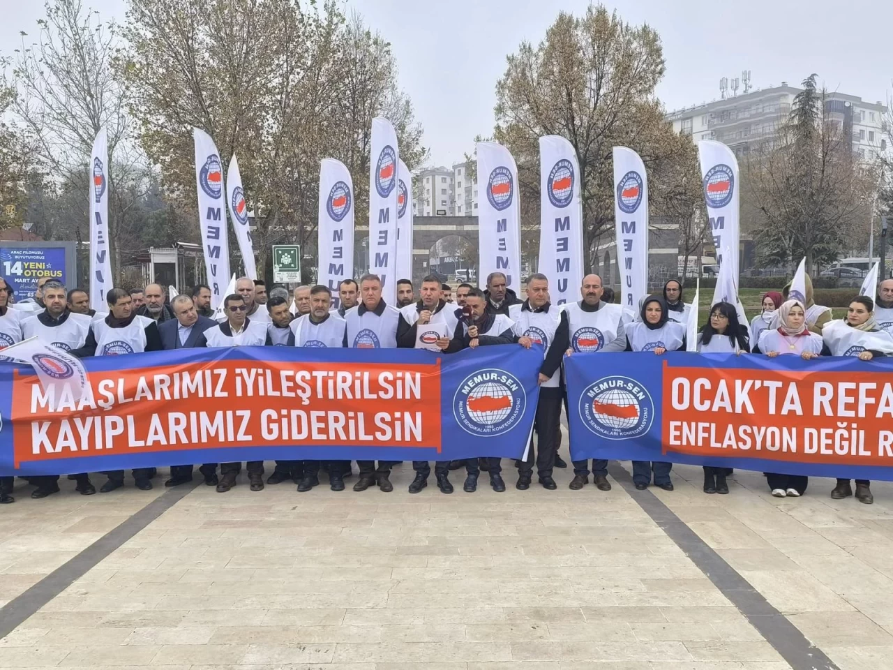 Memursen Diyarbakır Şube Başkanı Tekdemir: Maaşlarımız iyileştirilsin, kayıplarımız giderilsin