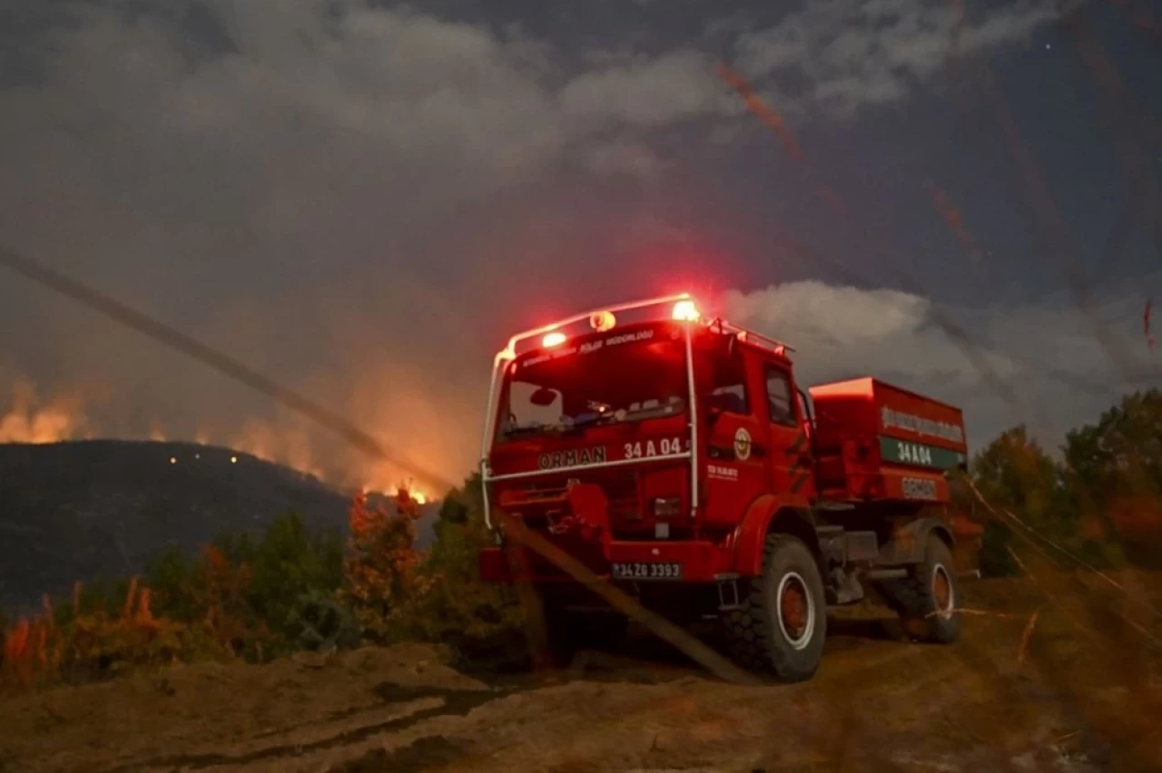 Ankara’dan Bolu’ya Sıçrayan Yangın: Geniş Alanlar Küle Döndü, 123 Kişi Tahliye Edildi