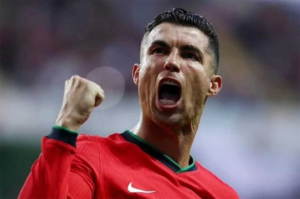 Ronaldo Futbolu Bırakıyor mu? Al-Nassr'da Kariyerini Bitirme Kararı Aldı