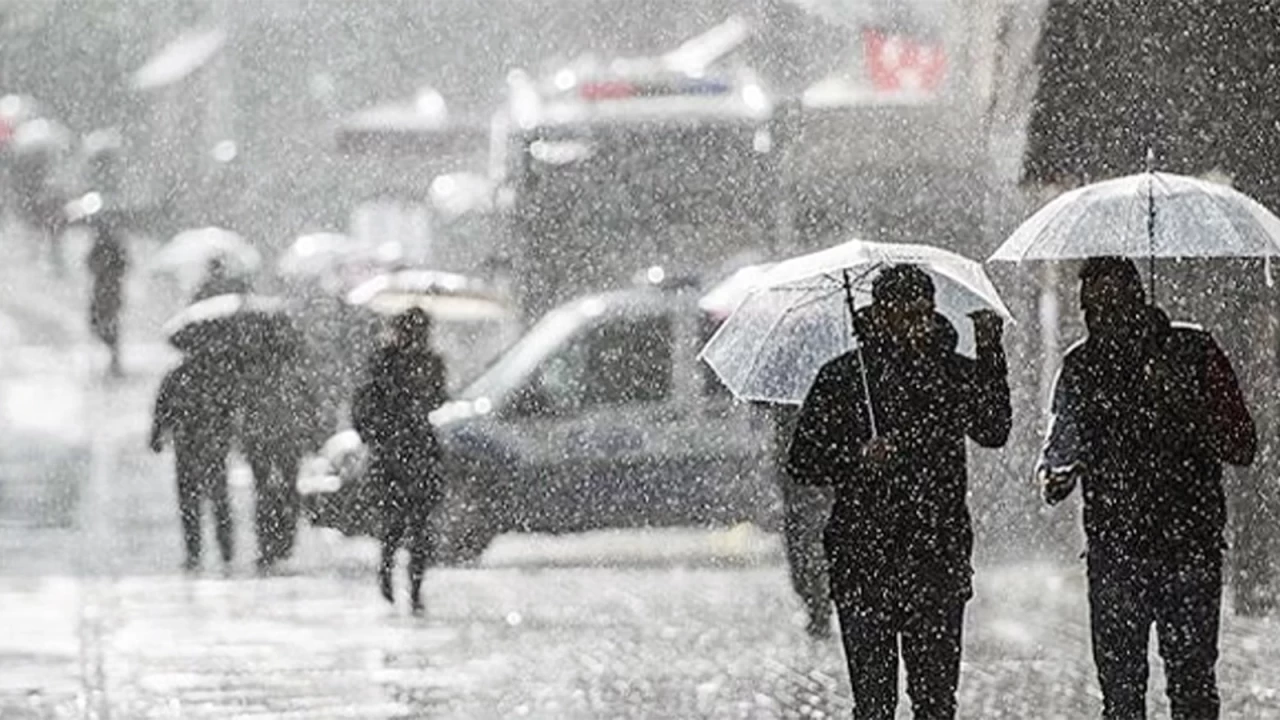 10 Eylül Hava Durumu: Kuvvetli Yağışlar Muş ve Ağrı'da Etkili Olacak, Sıcaklıklar Düşüyor!