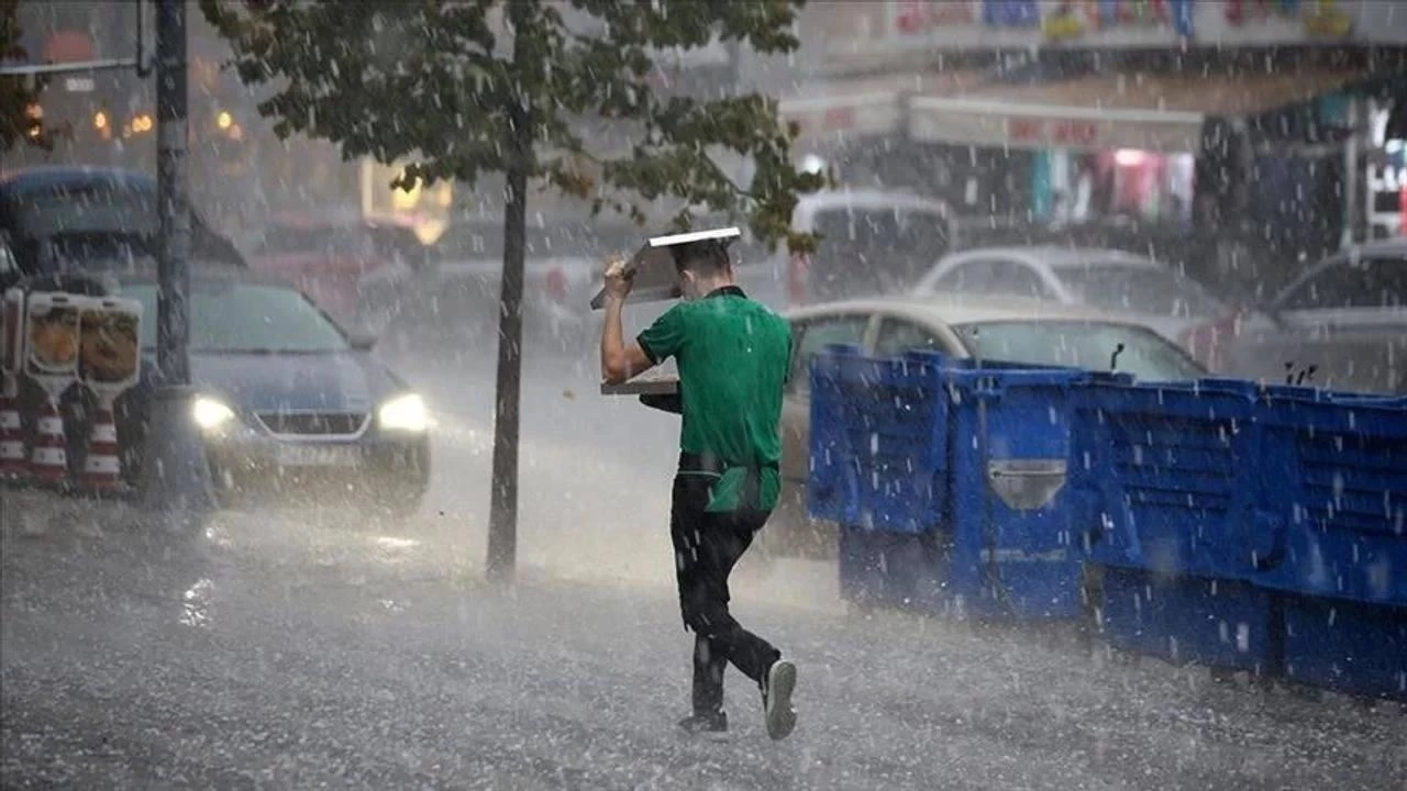 İstanbul ve 22 İlde Sarı Kodlu Yağış Uyarısı! AFAD ve Meteoroloji'den Kritik Uyarılar!