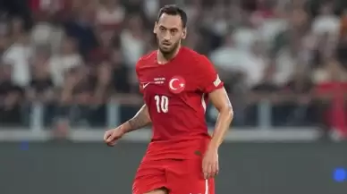 Hakan Çalhanoğlu Sakat Sakat İzlanda Maçında Takımını Yalnız Bırakmadı!