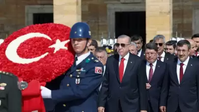 Erdoğan’dan 30 Ağustos Mesajı: 'Türkiye Yüzyılı Vizyonumuzu Hayata Geçireceğiz'