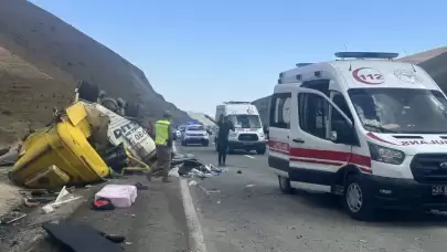 Erzincan'da katliam gibi kaza! Kopan bacak için zamanla yarıştılar