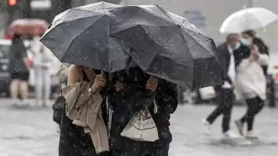 İstanbul'da Sağanak Şoku! Sabah Yağmura Uyandık