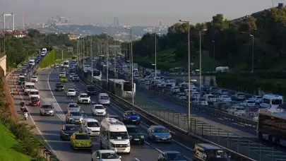 İstanbul’da Sabah Trafiği Yoğunluğu! D-100 ve TEM Otoyolu Kilitlendi