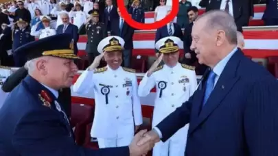 Dezenformasyonla Mücadele Merkezi’nden Açıklama: "TSK Personeli Cumhurbaşkanı Erdoğan'a Selam Vermiyor" İddiası Asılsız!