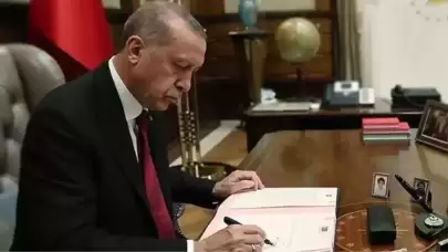 Resmi Gazete'de Şok Atama Kararları! Üç Bakanlıkta Kritik İsimler Görevden Alındı, Yeni İsimler Göreve Geldi!