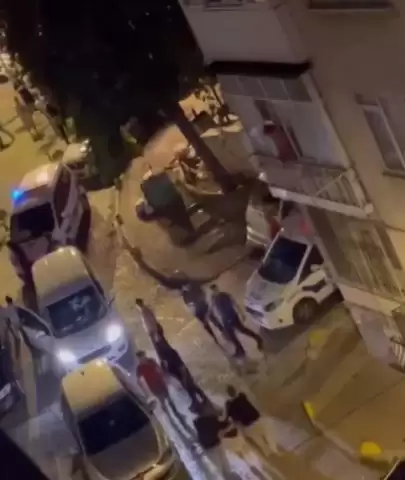 Fatih'te Kan Donduran Anlar! Cinayet Şüphelisi Polise Ateş Açtı, Uzun İkna Çabaları Sonrası Teslim Oldu!