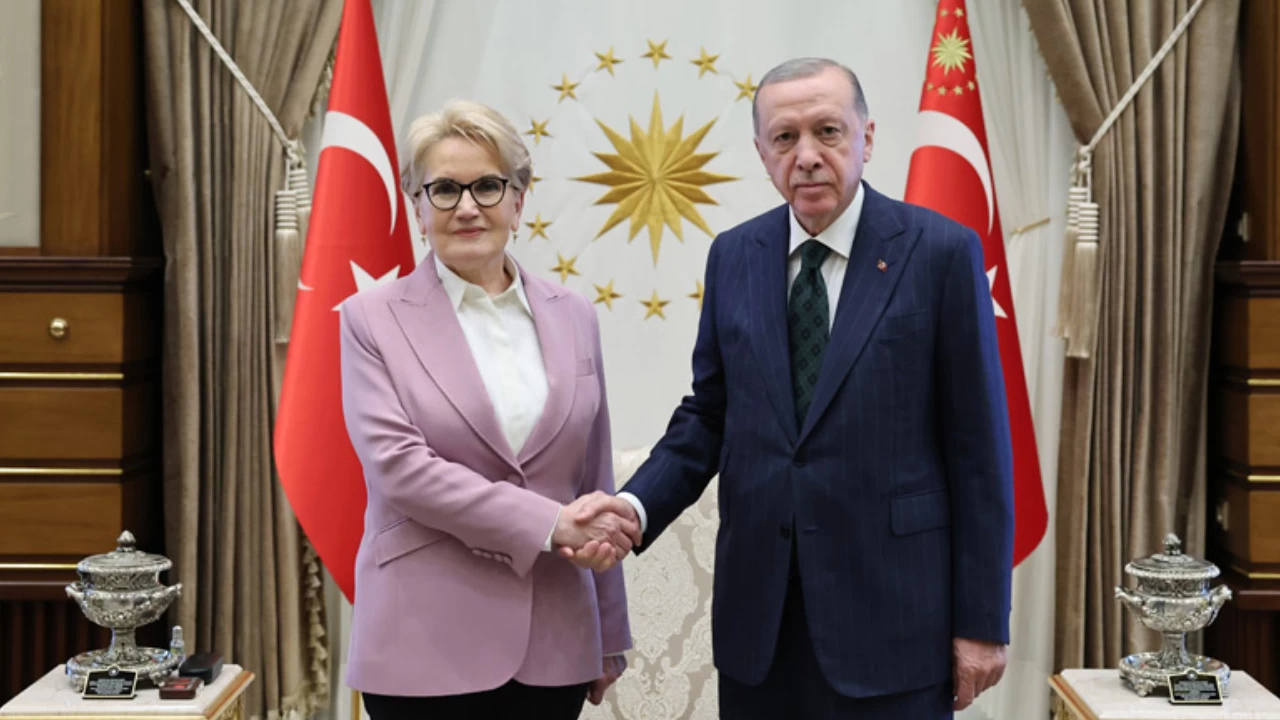 Erdoğan, Akşener’e Açılan Davaları Geri Çekti: Siyasi Kulislerde Yumuşama İddiaları