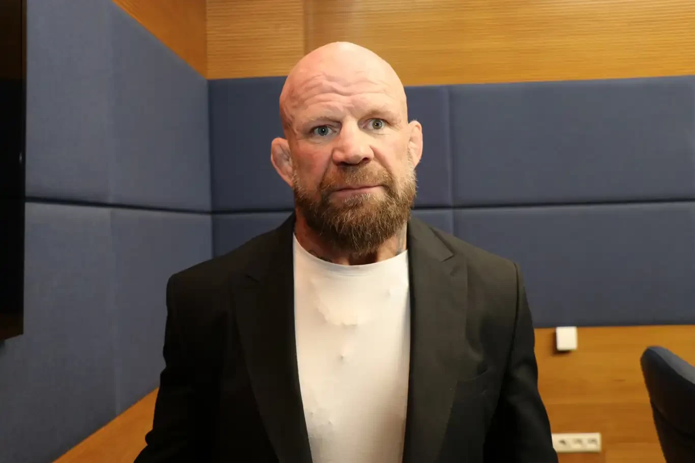 ABD’li sporcu İslam’la şereflendi! Jeff Monson ilk cumayı Meclis'te kıldı