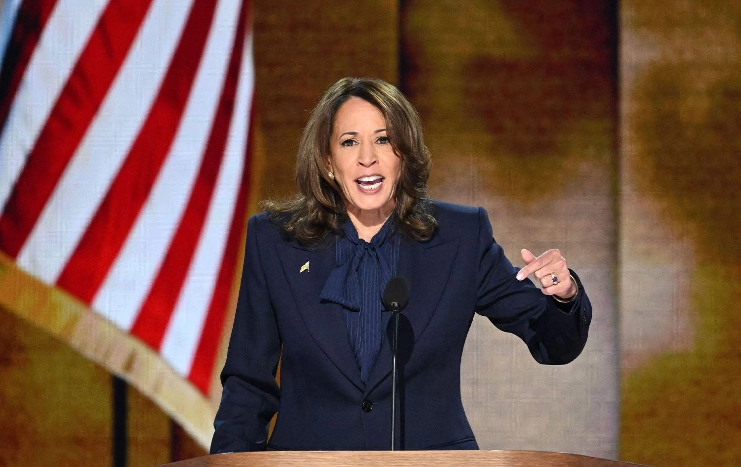 Kamala Harris Resmen Aday: Gazze ve Ukrayna Konusundaki Kararlılığı Dikkat Çekti