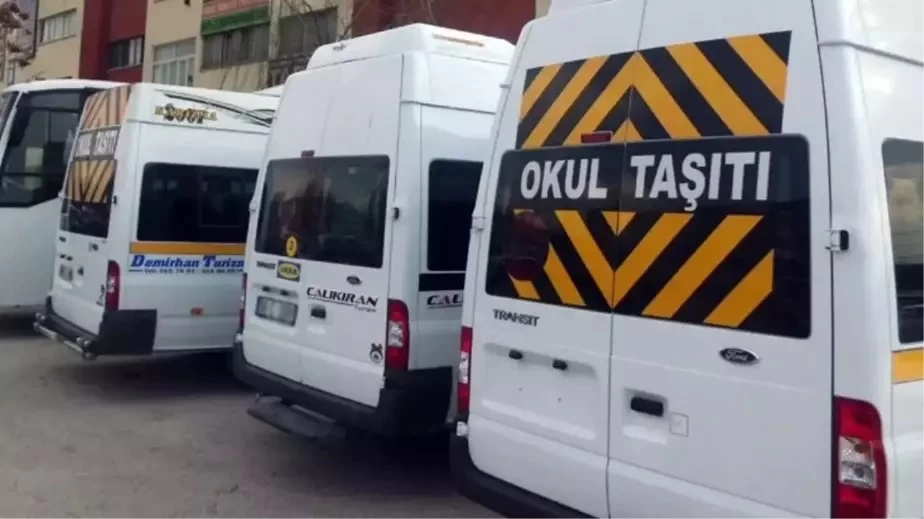 Fahiş Servis Ücretlerine Karşı Velilerden Çözüm: Paylaşımlı Taşıma ile Yüzde 80 Tasarruf!